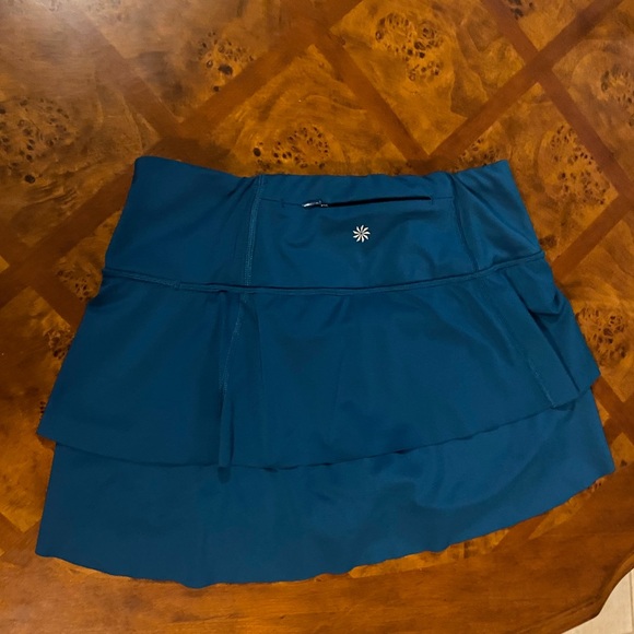 Athleta Momentum Skort - Picture 2 of 8